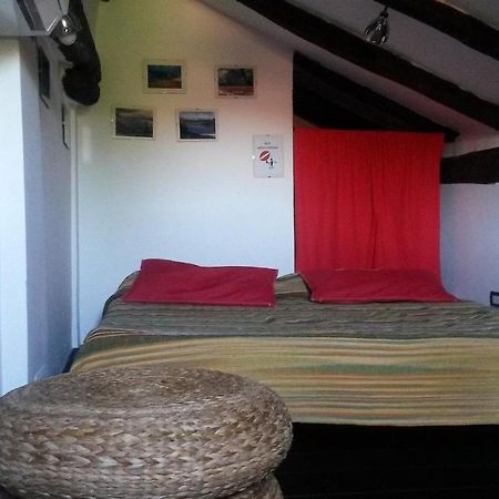 Apartament Pisolo In Citta Casa Vacanze Nel Centro Storico Bolonia Zewnętrze zdjęcie