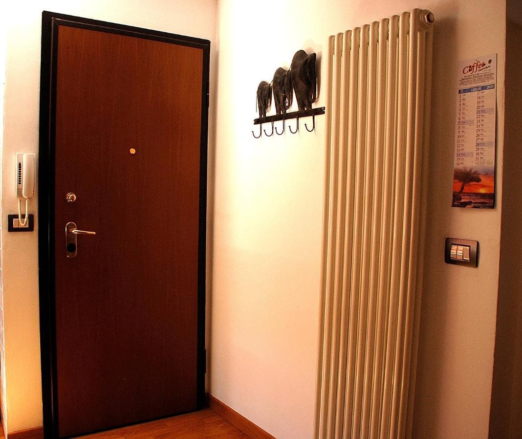 Pisolo In Citta Casa Vacanze Nel Centro Storico Bolonia Zewnętrze zdjęcie